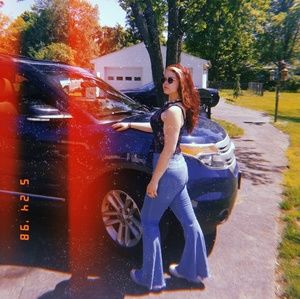 Meet your Posher, Kayla